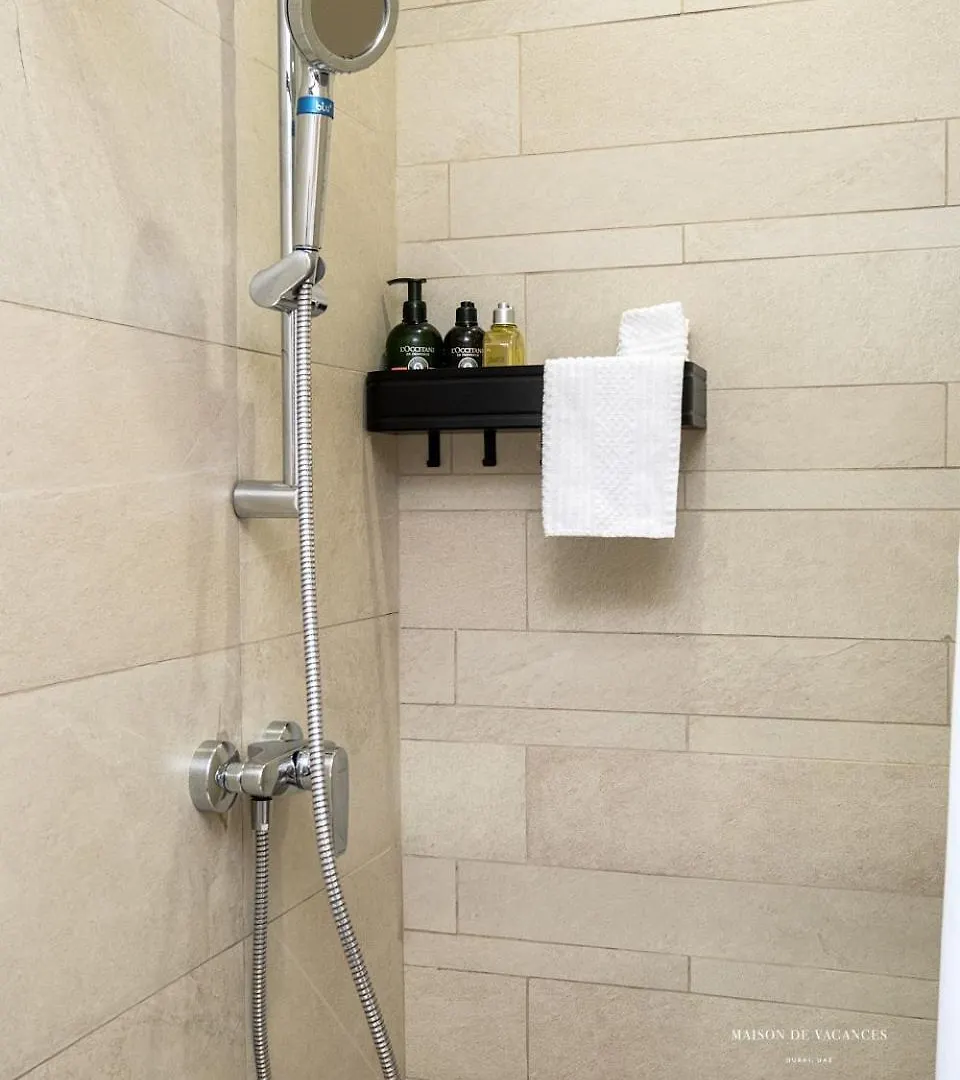 10Mins From Dubai Mall Studio With A Large Balcony