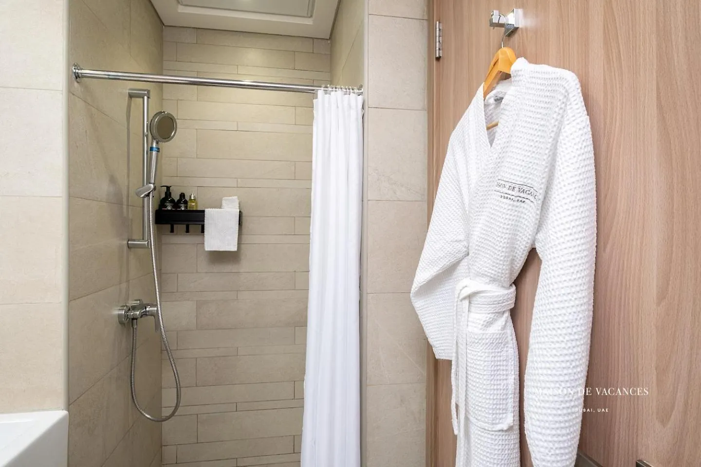 10Mins From Dubai Mall Studio With A Large Balcony 아파트