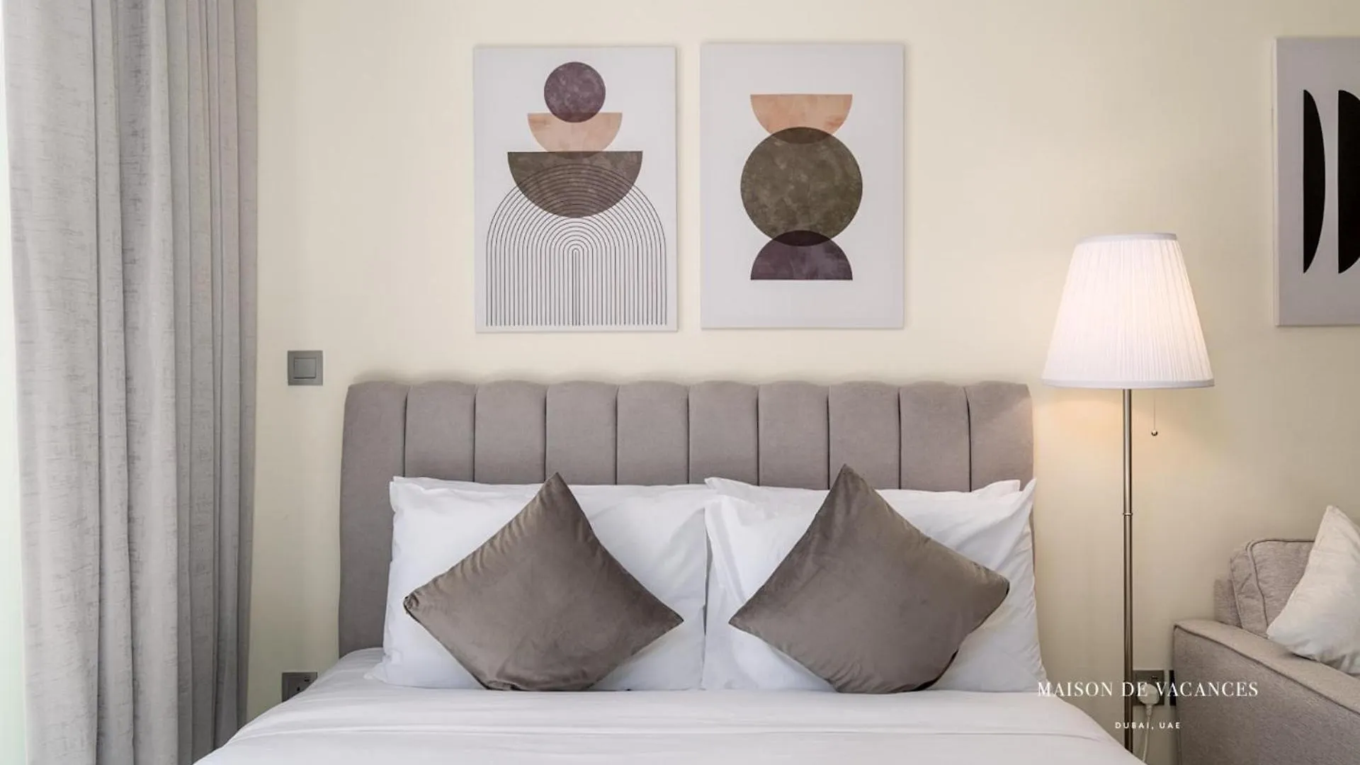 아파트 10Mins From Dubai Mall Studio With A Large Balcony