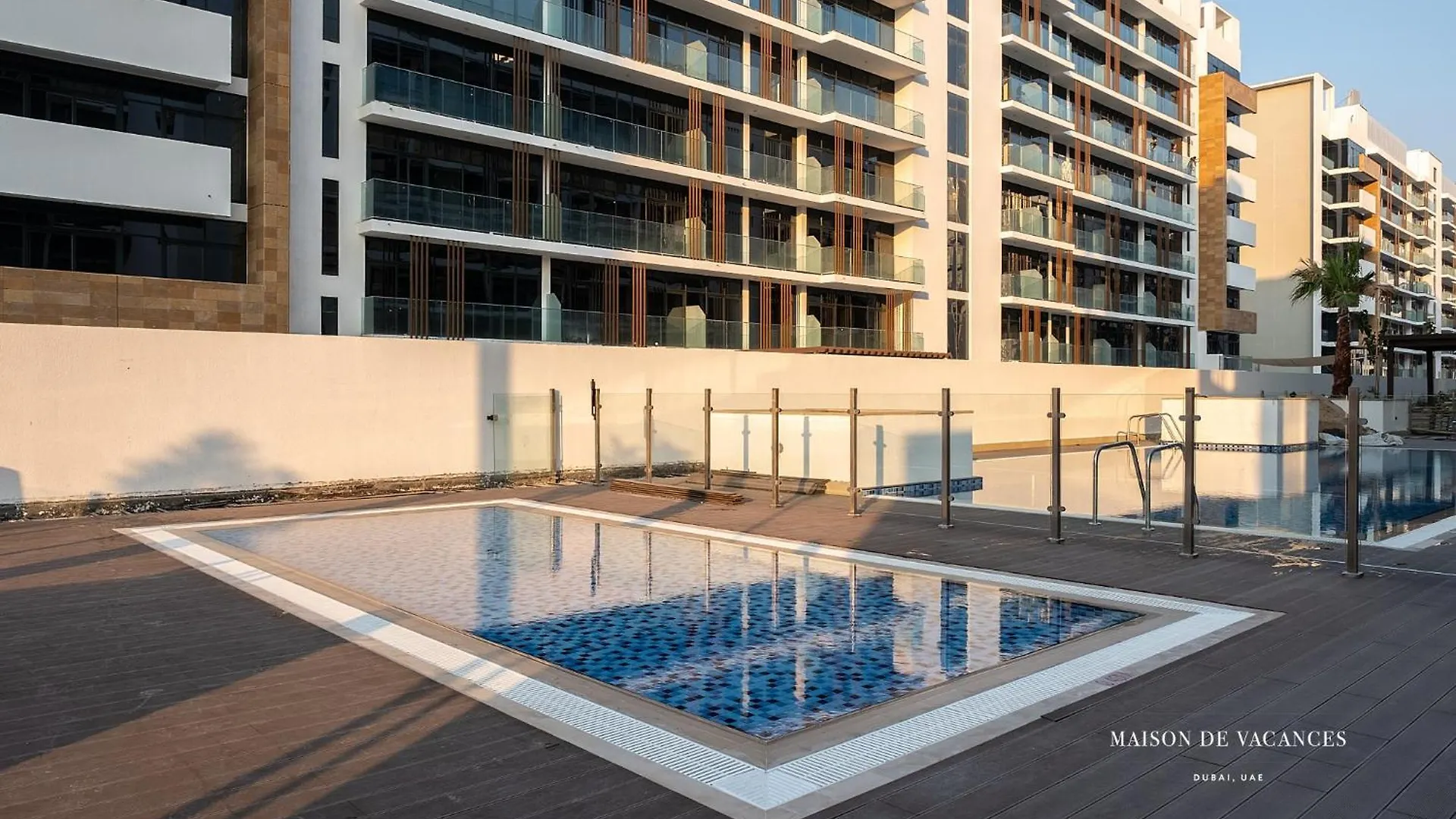 10Mins From Dubai Mall Studio With A Large Balcony 아파트